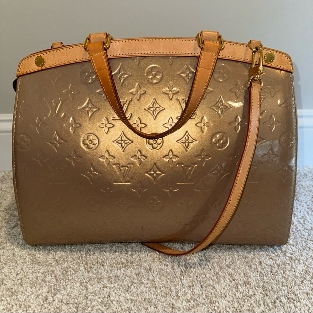 Louis Vuitton Brea GM Vernis Poudre - Picture 2 of 16